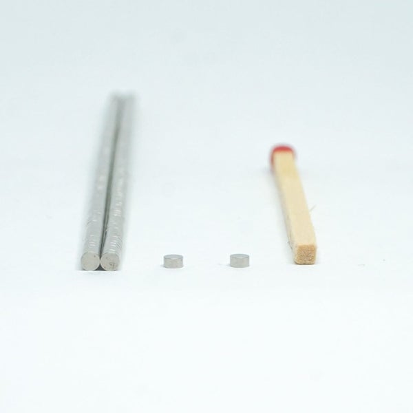 2mm Dia x 1mm | Pack of 200 Carousel 1