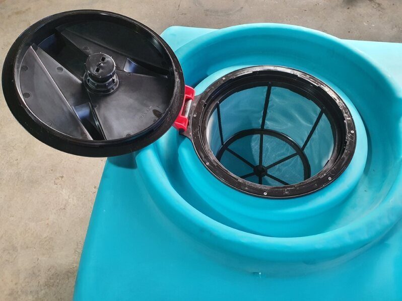 2000 ltr Rapidspray Spray Tank Carousel 2