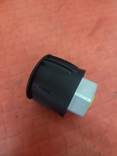 Nilfisk to M22 Waterblaster Adapter Carousel 4