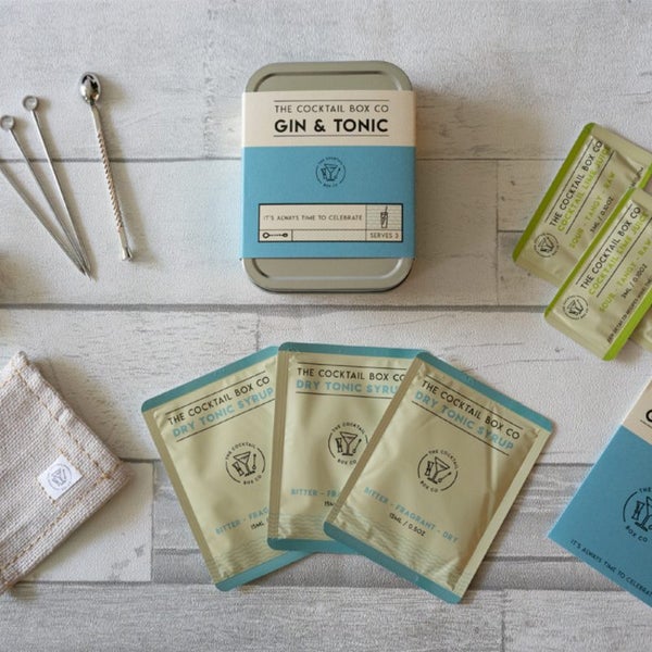 Gin & Tonic Cocktail Kit Carousel 2