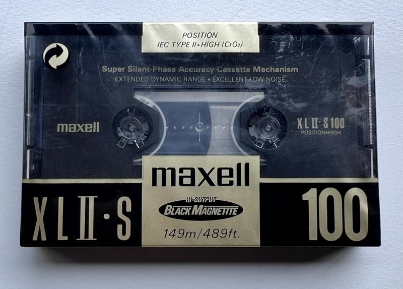 Maxell XLii-S 100 Chrome Tape Carousel 1
