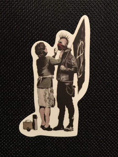 ** BANKSY ART ** 1 x Sticker - ‘ Punk Mum’ (6.3cm) Carousel 1