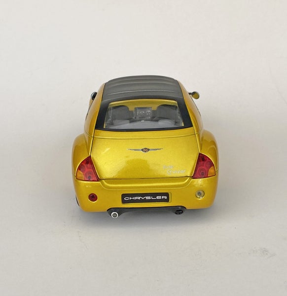 Maisto Chrysler Pronto Cruizer 1:18 Carousel 2