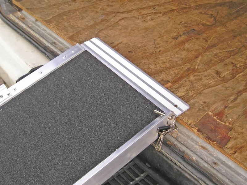 DOG RAMP * 2.1 METERS FOLDING ALUMINIUM DELUX VERSION 136KG- GT FOR HI LOADING Carousel 2