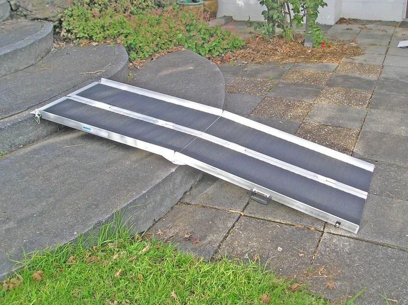 WHEELCHAIR RAMP * 2.1M * PORTABLE FOLDABLE NON SLIP SURFACE AND LIGHT WEIGHT Carousel 1