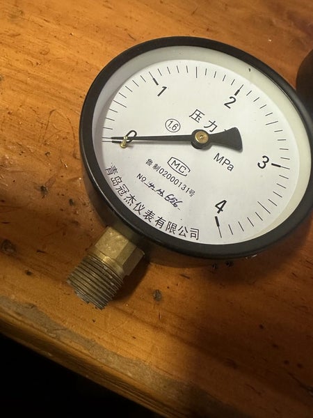 Pressure gauge 0-4MPa (0-580psi) Carousel 3