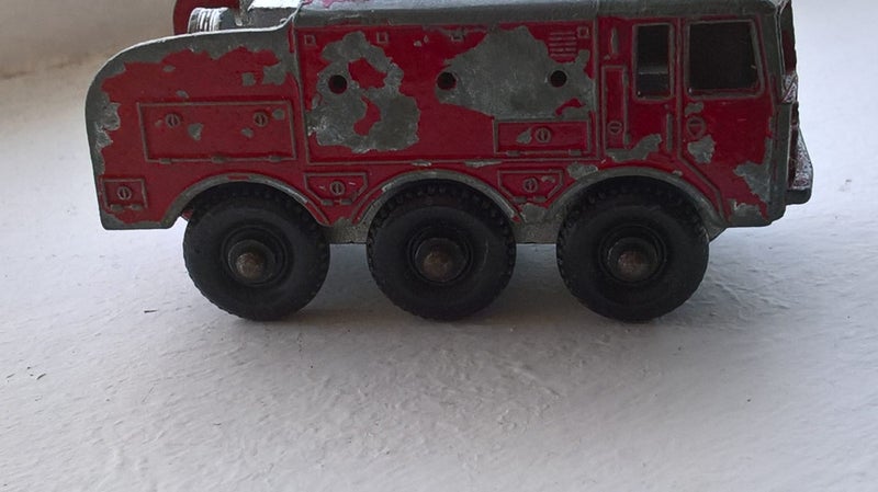 Lesney Matchbox Regular Wheels Foamite Crash Tender No.63 Carousel 2