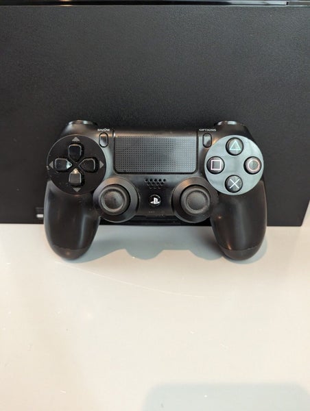 PlayStation 4 Original 500GB with 2 controllers Carousel 4