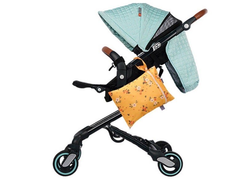 2Pcs Water Resistant Dry Wet Bag Reusable Diaper Storage Bag Swimsuits Bag Carousel 2