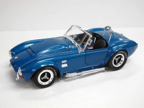 1/18 1965 Shelby Cobra 427 S/C Super Snake Carousel 1