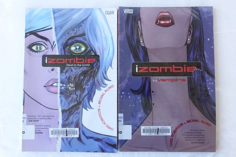 iZombie Vol 1 & 2 Michael Allred Dead to the World uVampire DC (SKU BK25) Carousel 1