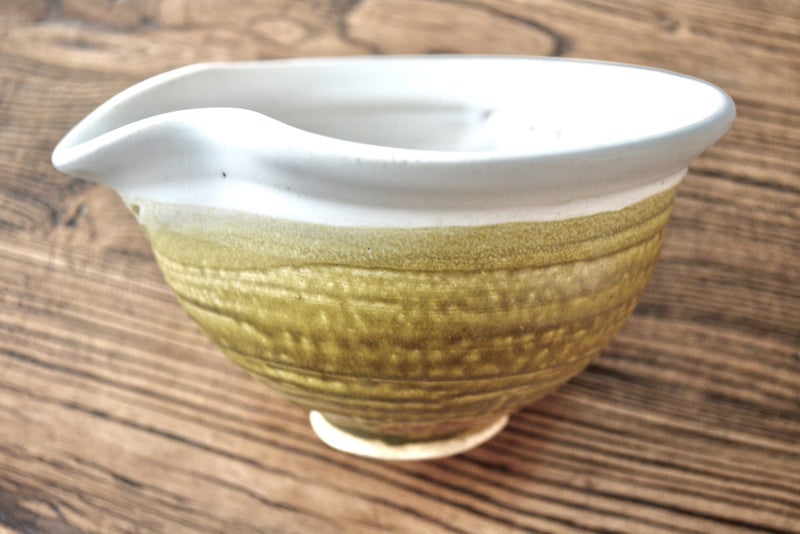 NZ Studio pottery - Egg Bowl Carousel 1