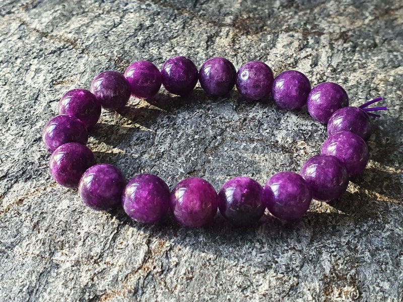 AMETHYST CRYSTAL BEADED BRACELET HEALING CALMING & PROTECTION (NZ MADE) Carousel 1