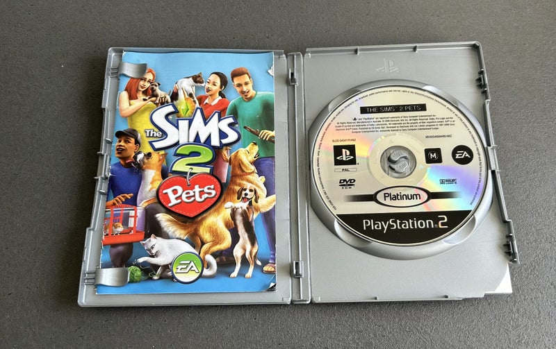 The Sims 2 Pets (Platinum) - PS2 - Complete Carousel 2