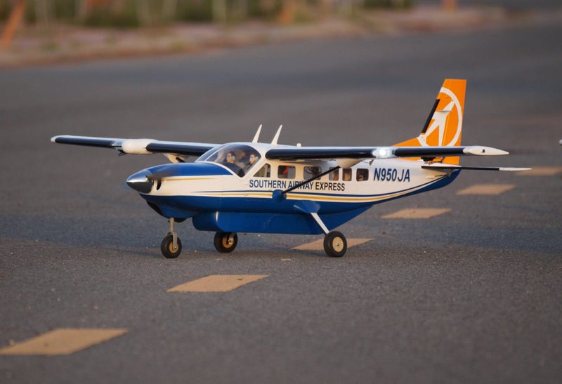VQ Model Cessna 208 Grand Caravan EP/GP 55 Size ARF Southern Air **NEW IN BOX** Carousel 2