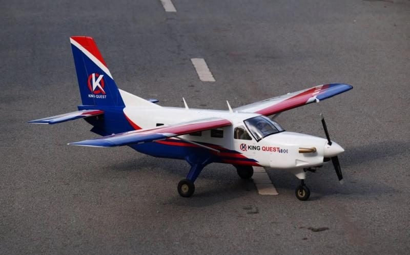 VQ Model King Quest Kodiak EP/GP 1.20 Size (20cc) ARF Kit **NEW IN BOX** Carousel 1