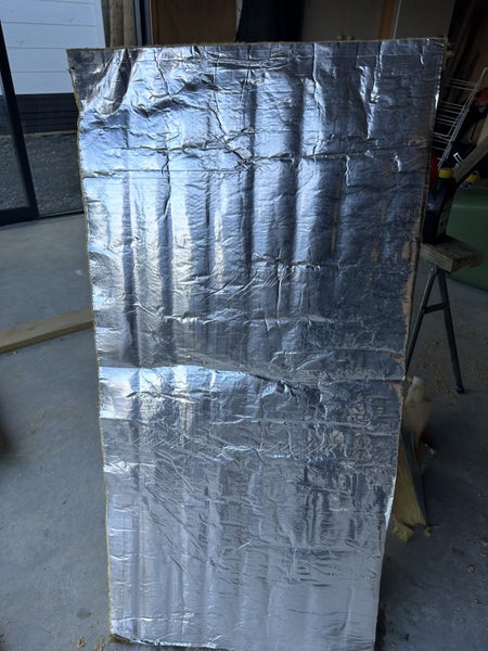 75mm Insulation R2.2 Foil Blanket Carousel 8