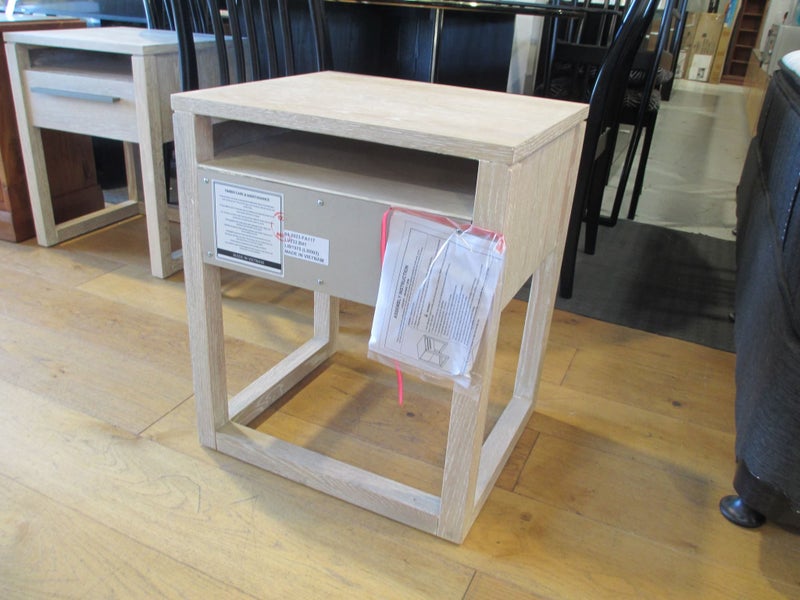 Porto Nightstand "Coastal Brushed Oak" Carousel 9
