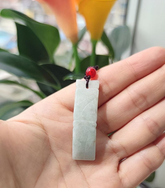 (Authentic Burmese Jadeite) Jade Pendant Natural Grade A NGS5SH-65 Carousel 1