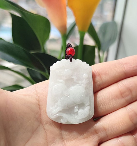 (Authentic Burmese Jadeite) Jade Pendant Natural Grade A NGS5SH-67 Carousel 1