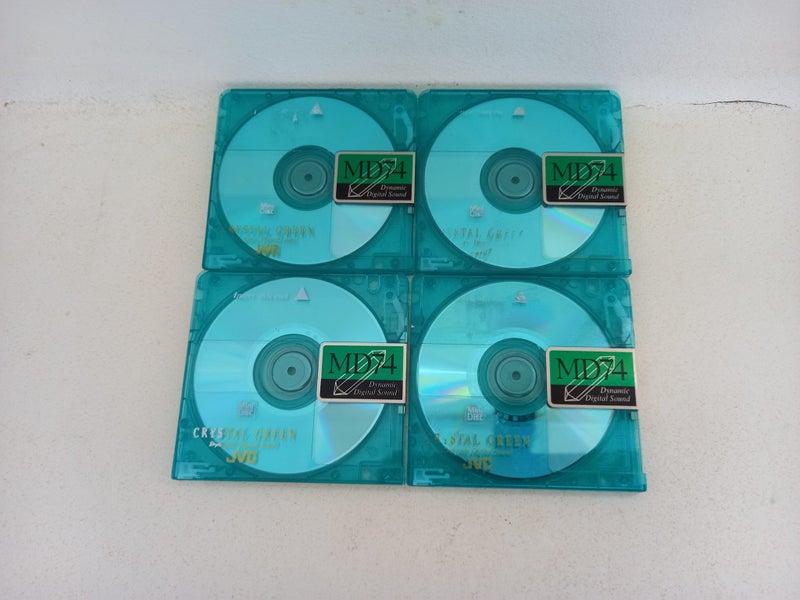 MINI DISCS – JVC c/w slip on sleeves Carousel 2