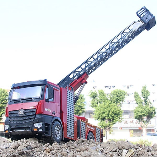 Remote Control Fire Truck Shoots Water RC Engineering Vehicle Carousel 2