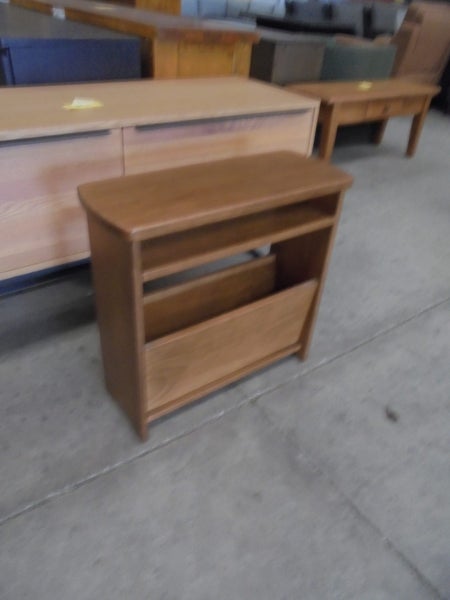 Ferngrove magazine rack Carousel 1