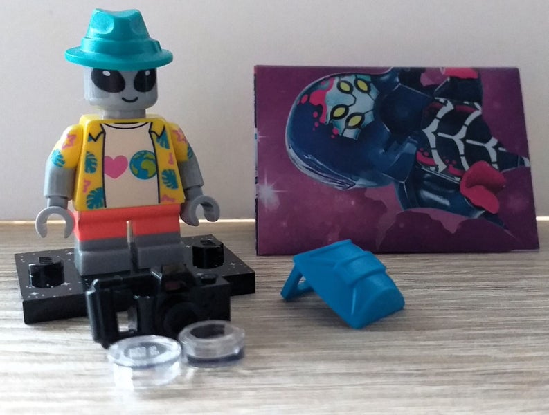 LEGO Space Series 26 Minifigures Full Set Carousel 13