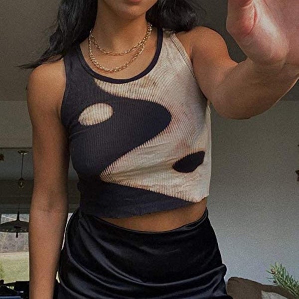 Womens Se x y Y2k E girls 90s Sleeveless Face Portrait Print Crop Top Tie Dye V Carousel 5