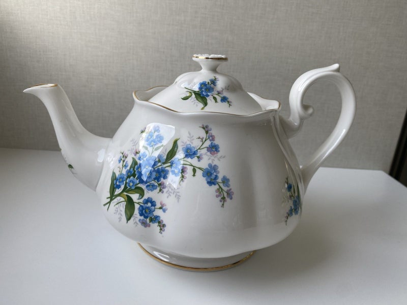 Royal Albert Tea Pot - Forget Me Not62967361523585111