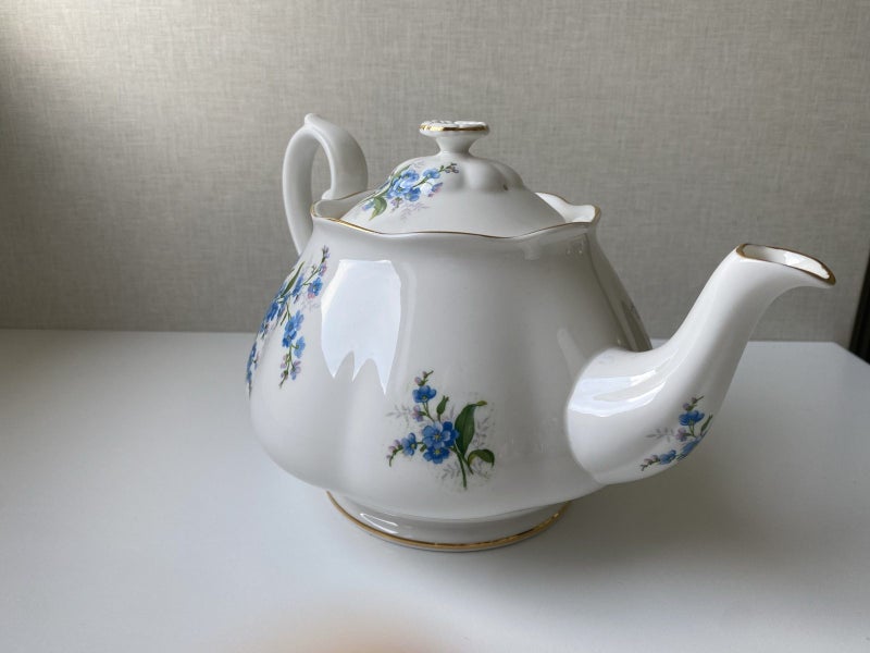 Royal Albert Tea Pot - Forget Me Not62967361523585113