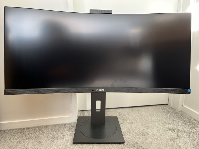 Philips 34" Ultra-Wide Curved Monitor - Damaged left hand side Carousel 1