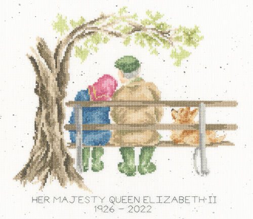 Bothy Threads Cross Stitch Kit - Her Majesty The Queen Carousel 1
