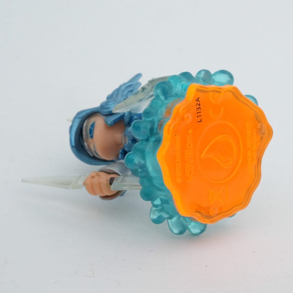 Skylanders Giants Chill RARE LIGHTCORE - Water Element Light core Carousel 7