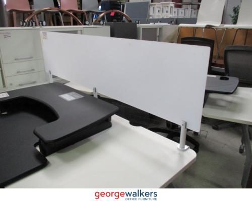 PR4624 - Perspex Desk Mounted Partition Carousel 1