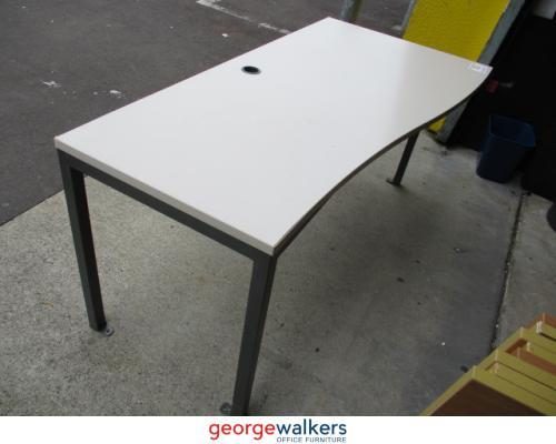 PR3901 - Cream Straight Desk Carousel 5