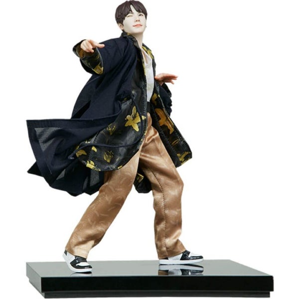 BTS SUGA Deluxe Statue Carousel 1