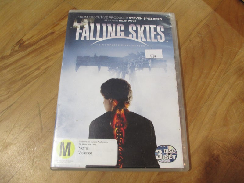 Falling Skies: Complete First Season Carousel 1