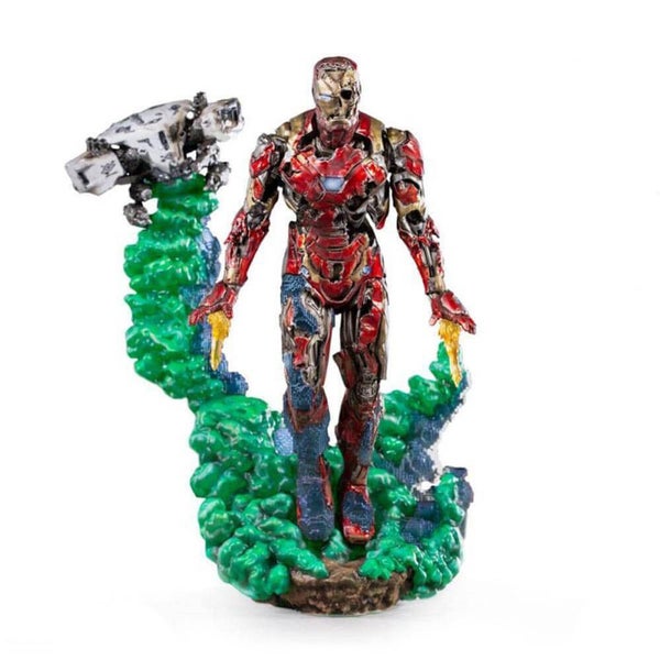Spider-Man Far From Home Iron Man Illusion 1:10 Statue Carousel 1