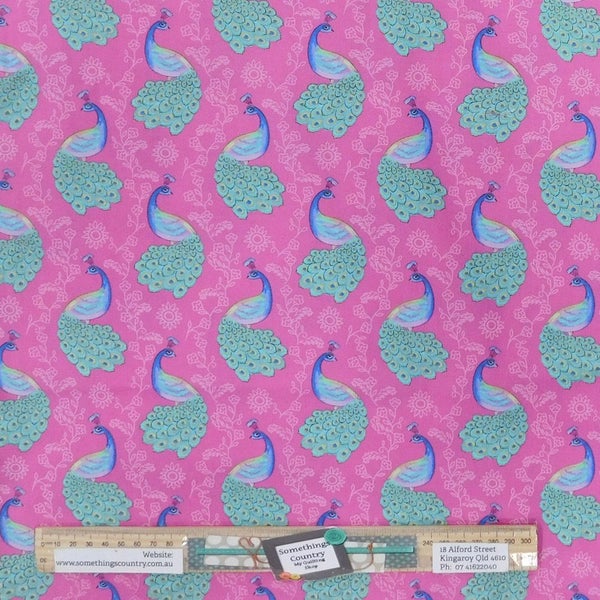 Quilting Patchwork Sewing Fabric Pink Peacocks 50x55cm FQ Carousel 1