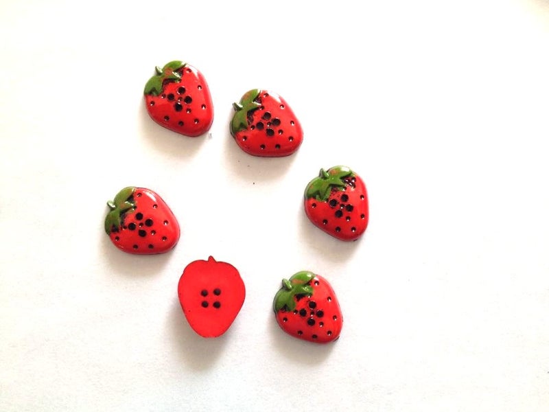 Strawberry Button x 6 Buttons "FREE COMBINNING" Carousel 1