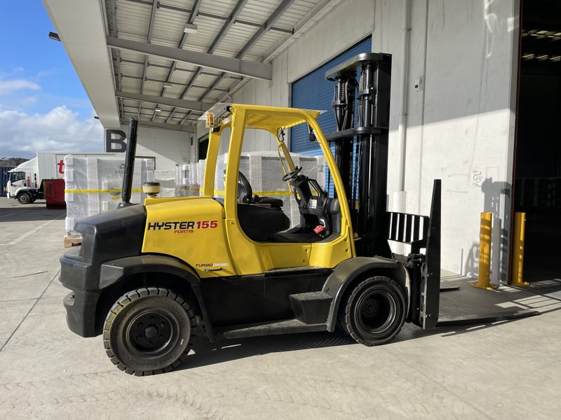 Ex Lease Hyster H155FT - 7 Ton Diesel Forklift Carousel 1