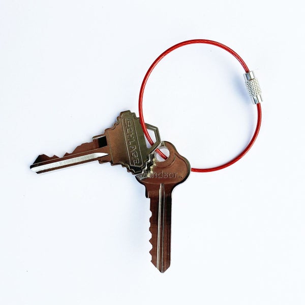 Wire cable Keyrings 6pce Carousel 2