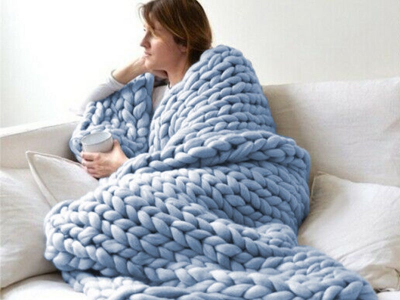 100x100cm Warm Chunky Knit Blanket Throw Blanket Thick Yarn Blanket Blue Carousel 1