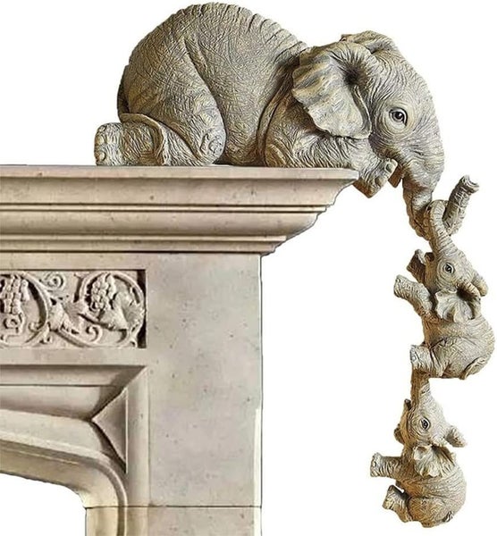 Three elephants resin gardening ornaments Cute Elephant Figurines hanging Carousel 1