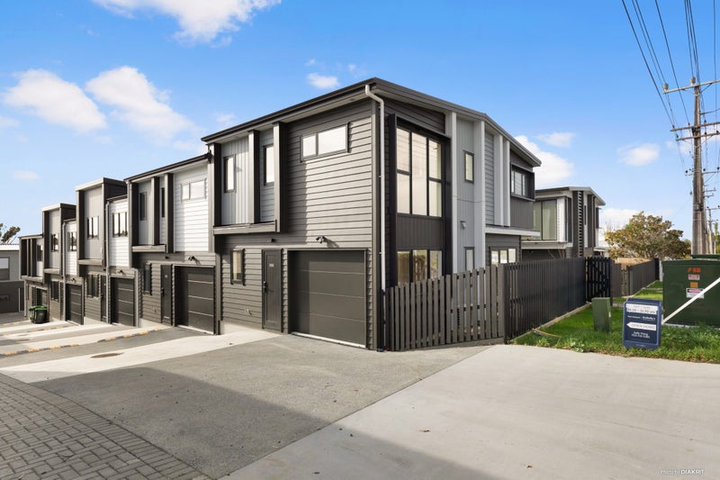 7 / 143-147 Carlisle Road, Browns Bay, North Shore City, Auckland