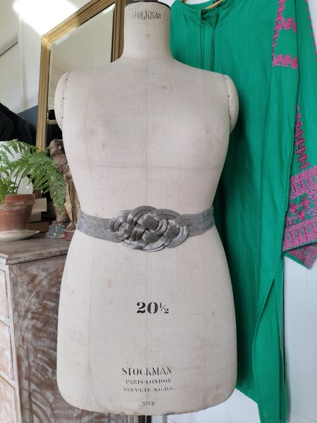 FANTASTIC VINTAGE RETRO METAL MESH WOVEN BELT Carousel 2