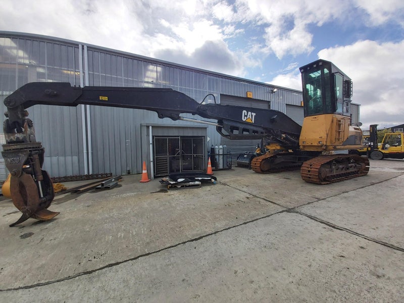 2015 Caterpillar 320DFMLL Log Loader Carousel 1