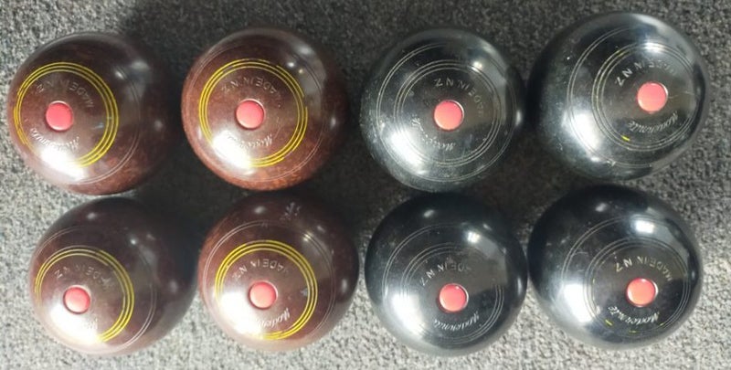 Set of Modernite Bowls Carousel 1