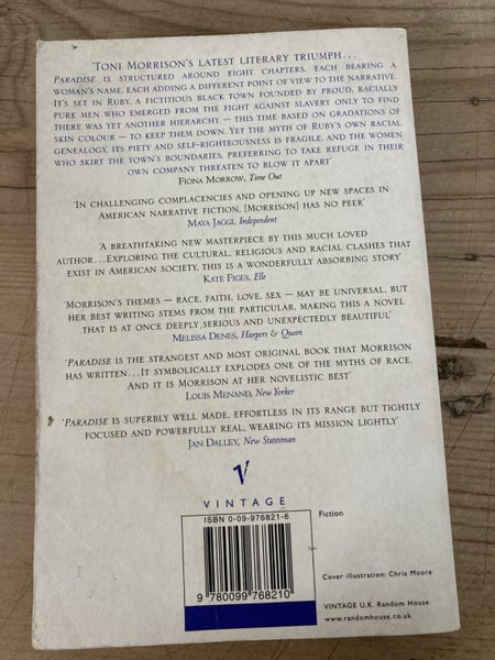 Paradise By Toni Morrison (Beloved Trilogy #3) - Medium Paperback Carousel 7